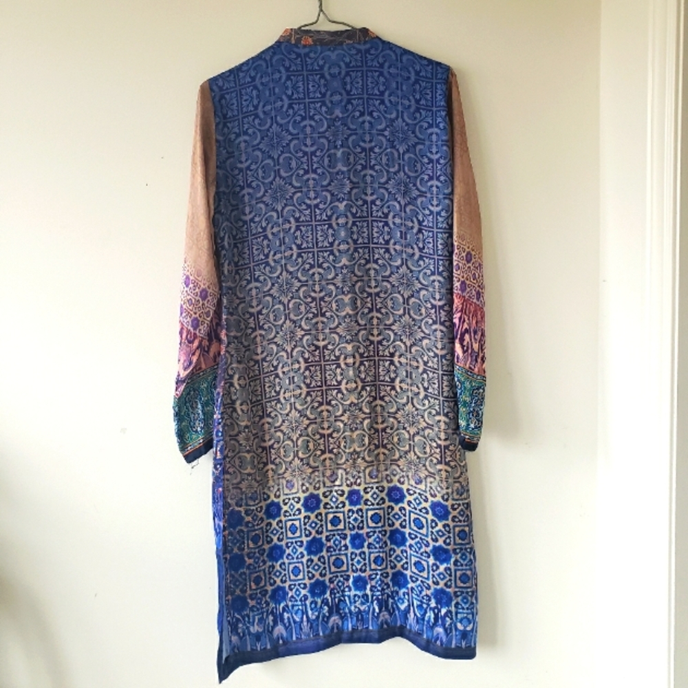 Multicolored Silk Kurta - Picture 3 of 4